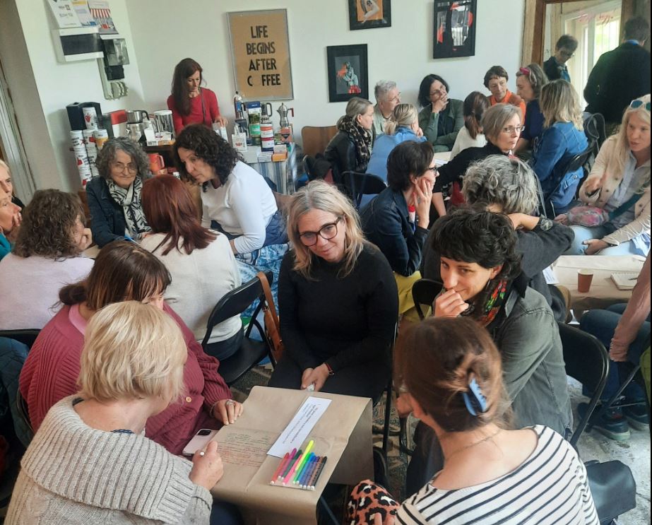 Flottát építünk – nőkből, történetekből, szabadságból –  beszámoló az indító találkozóról